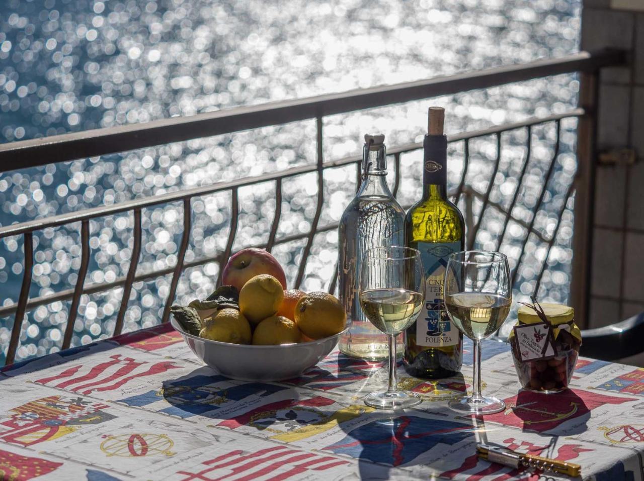 Unda De Ma Sea View Terrace Apartment Vernazza Luaran gambar